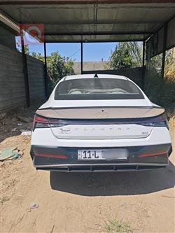 هیوندای ئەلەنترا
